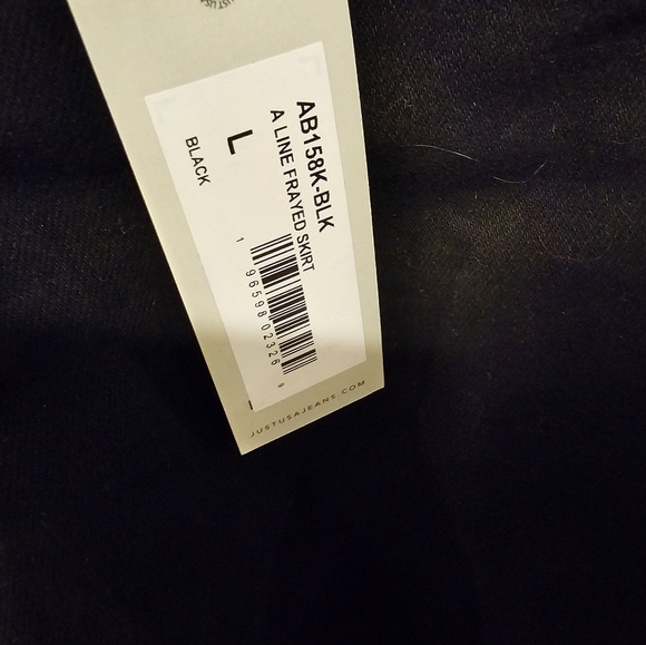Just USA Size Large Black Skirt NWT Frayed - Picture 5 of 5
